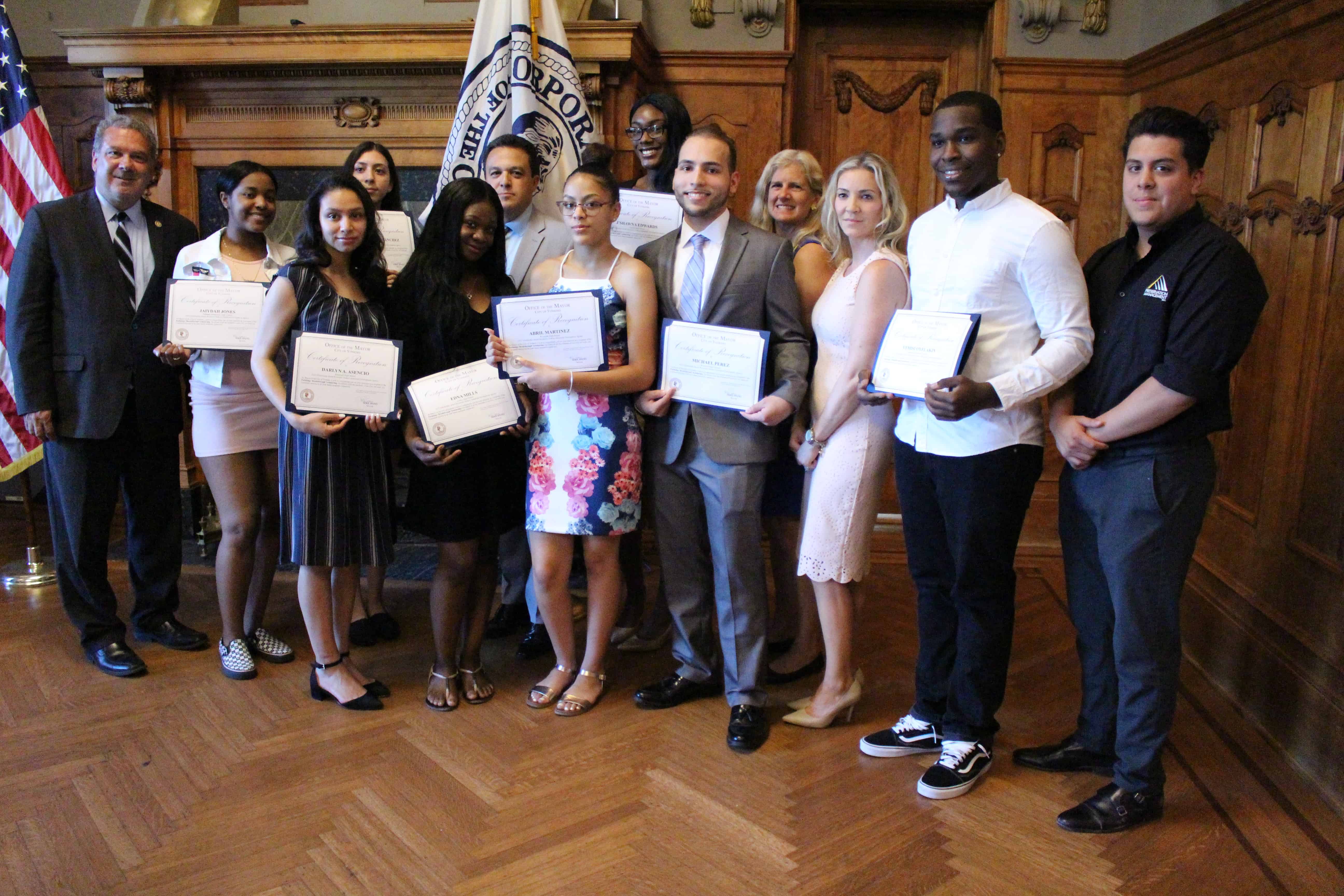 Mayor Mike Spano and Yonkers IDA Present “Breakthrough Scholarships” Mayor Mike Spano and Yonkers IDA Present “Breakthrough Scholarships”