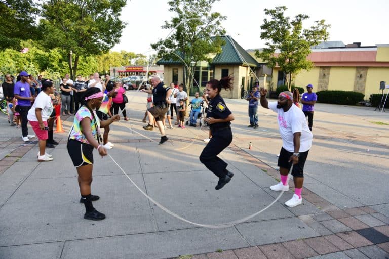 Double Dutch Expo With  Yonkers Police Goes Viral