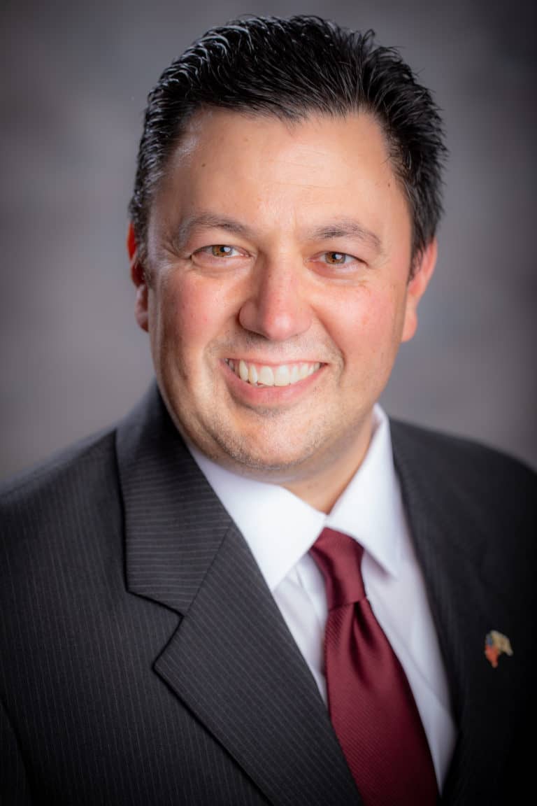 Some GOP Candidates Step  Forward for State, Fed. Office