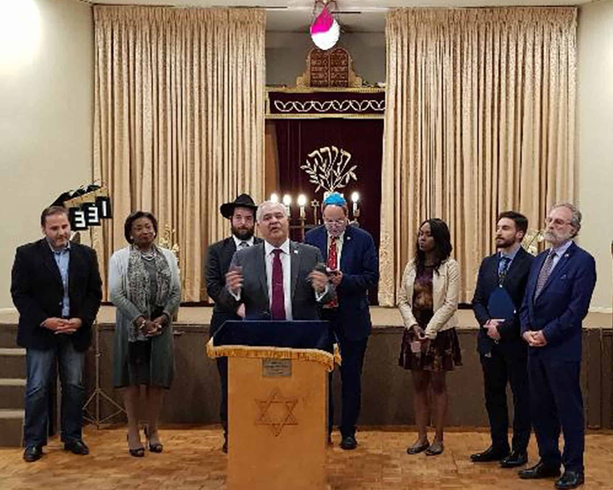 Yonkers Jewish Community Responds to Chabad Shooting Yonkers Jewish Community Responds to Chabad Shooting
