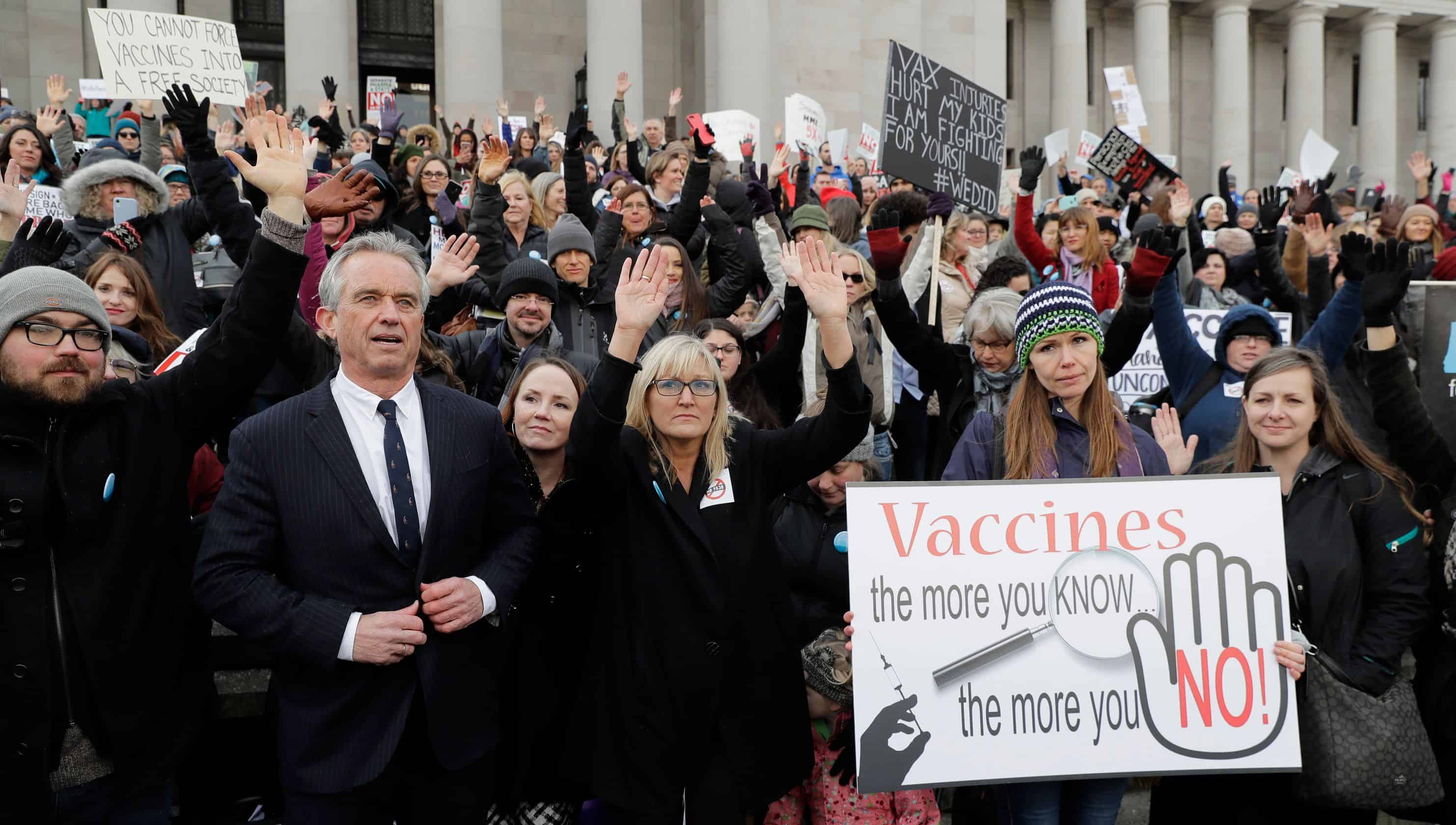 RFK Jr. Criticized by Family For Anti-Vaccination Stances RFK Jr. Criticized by Family For Anti-Vaccination Stances