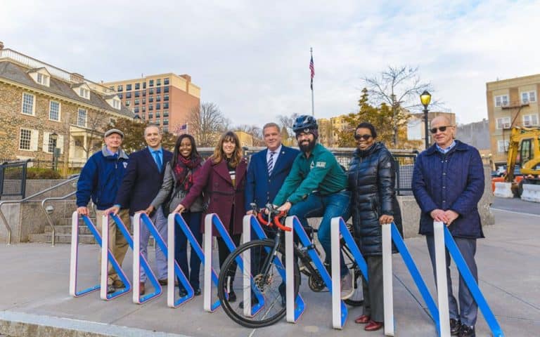 Yonkers Unveils New   (Wh)eels Bike Racks