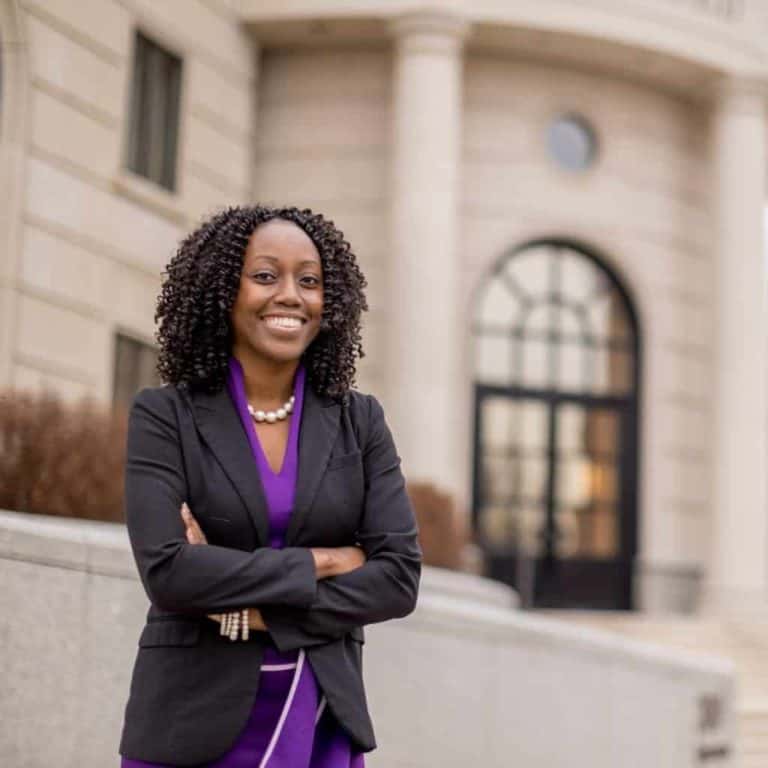 Shanae Williams Fires Back in County Clerks Race: Condemns Political Pay Raises in 2019 for Idoni, County Board