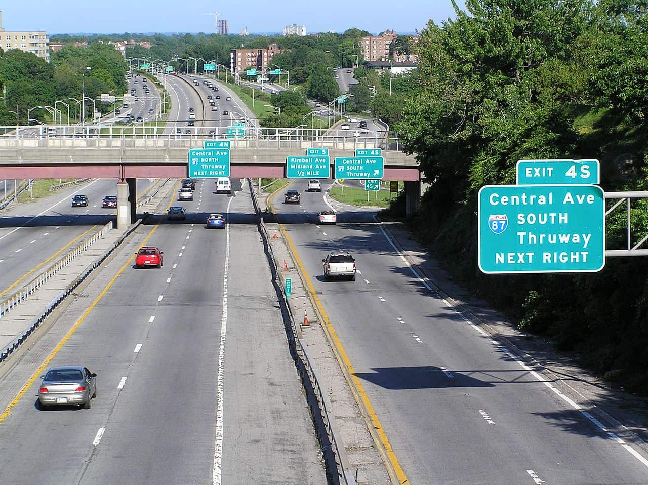 Pennsylvania Motorcyle Man Falls Off Cross County Parkway Ramp in Yonkers Pennsylvania Motorcyle Man Falls Off Cross County Parkway Ramp in Yonkers