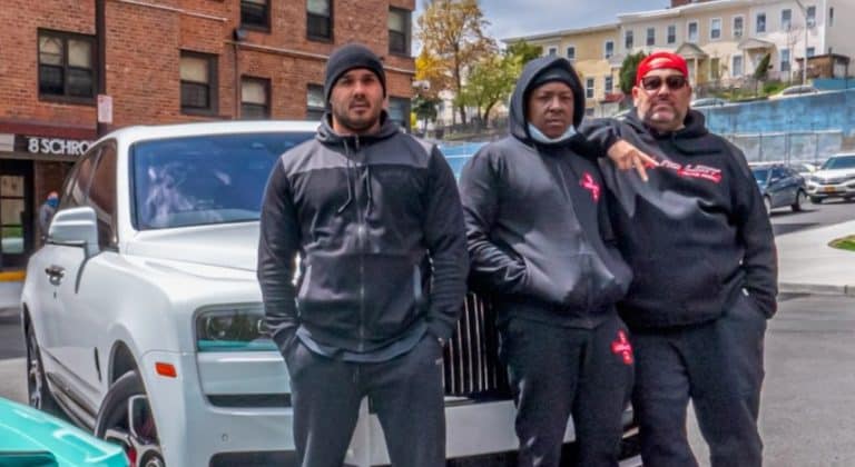 Wayne Schneider Donates 700 Meals in Honor of DMX at his Childhood Home in Yonkers