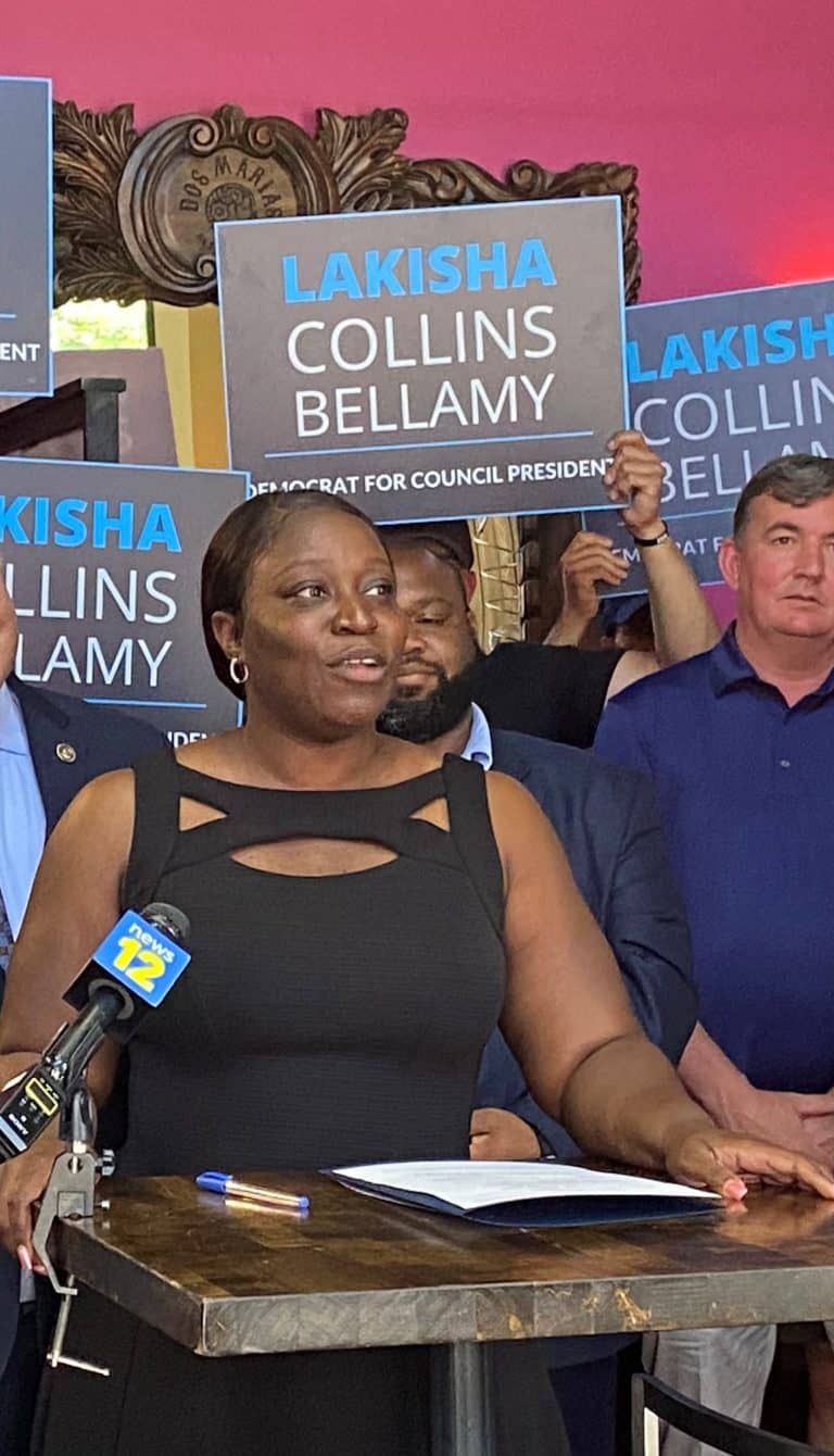 Khader Crushed! Lakisha Wins!