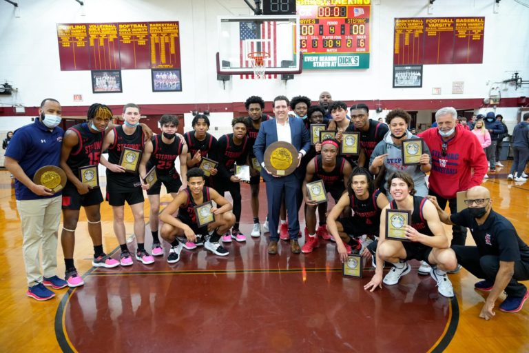 Stepinac HS Hoops Wins Catholic School Championship!