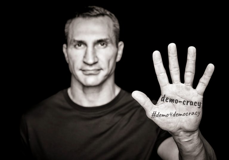 Heavyweight Boxers Klitschko Brothers to Fight for Ukraine Against Russia