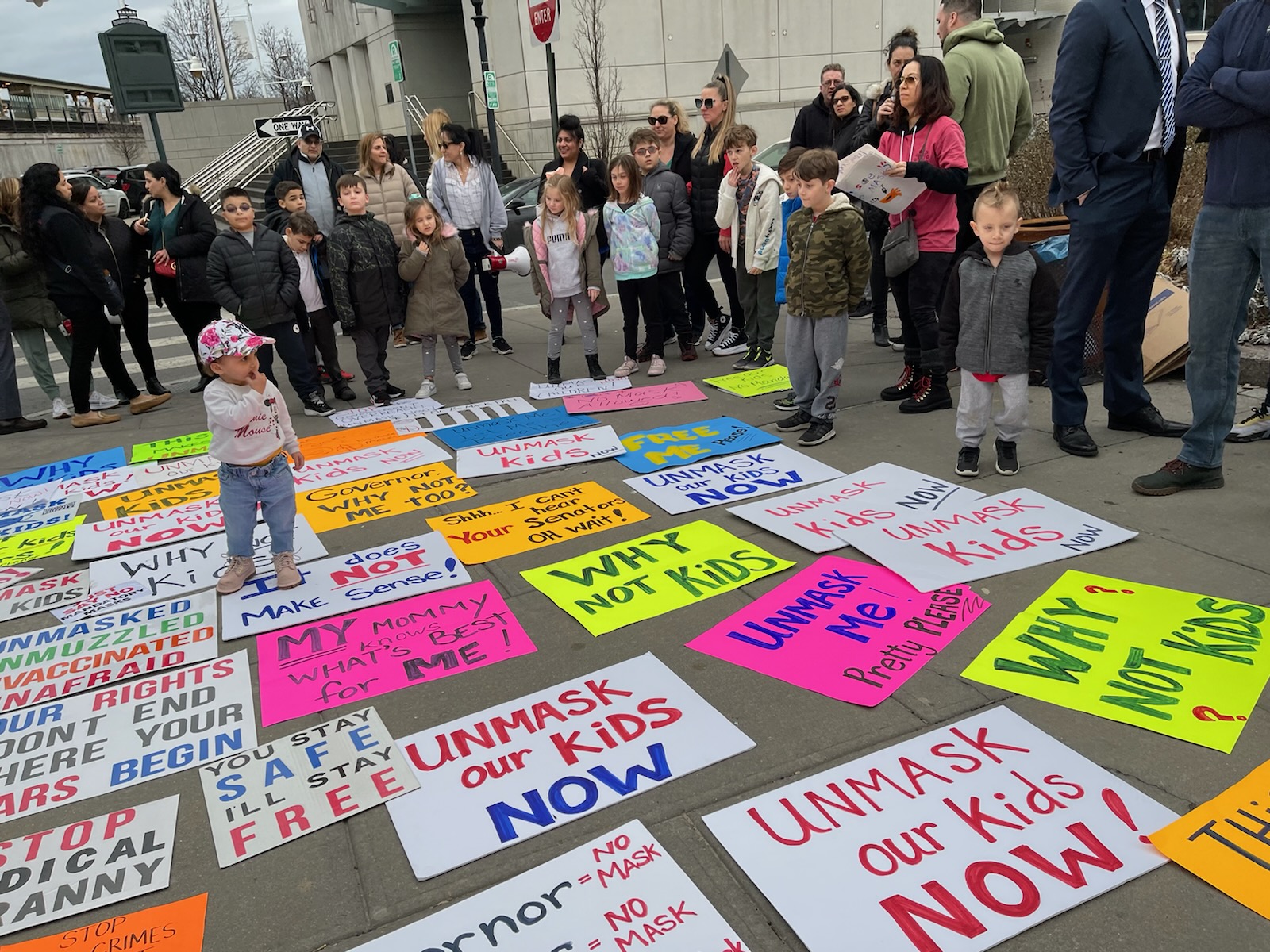 Yonkers Parents Say “No More Masks” for Students in School Yonkers Parents Say “No More Masks” for Students in School