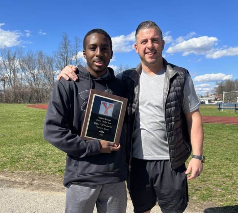 DJ Holmes Named Yonkers Rising Player of the Year!