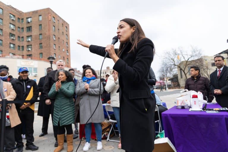 AOC Wants Maloney Out as DCCC Chair; Pelosi Offers Support
