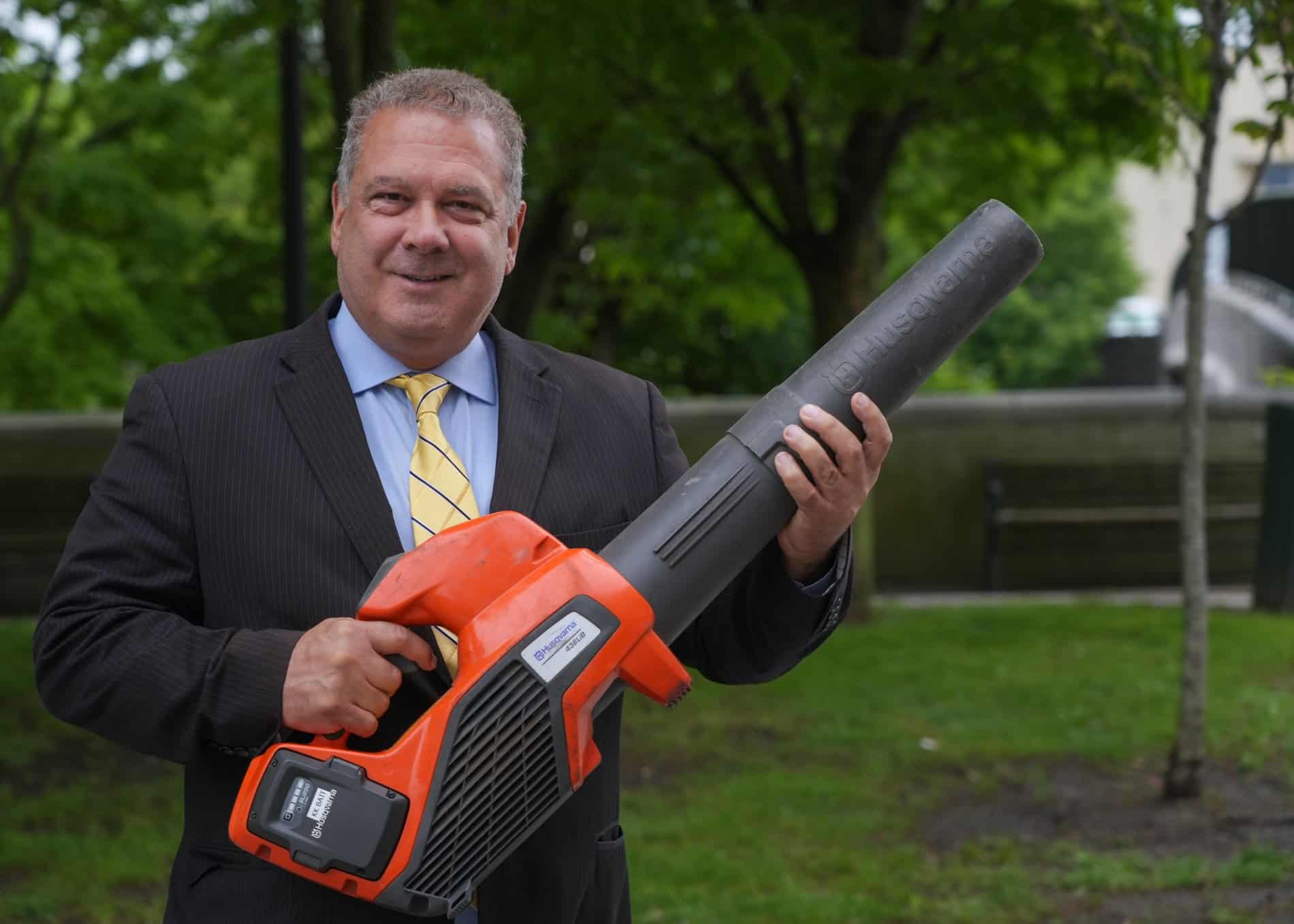 Mayor Spano Launches Electric Powered Leaf Blower Incentive Program Mayor Spano Launches Electric Powered Leaf Blower Incentive Program