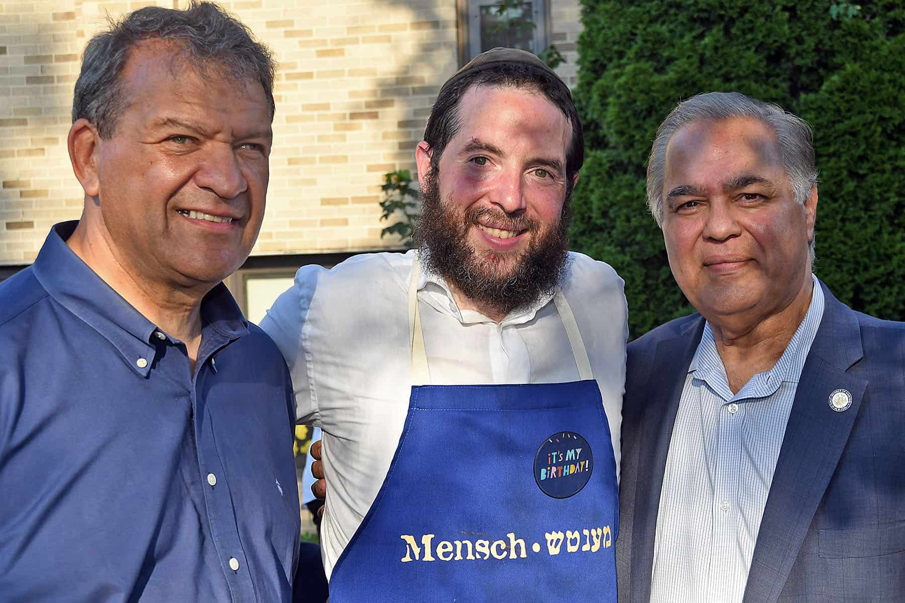 Happy Birthday Rabbi Mendy! Happy Birthday Rabbi Mendy!
