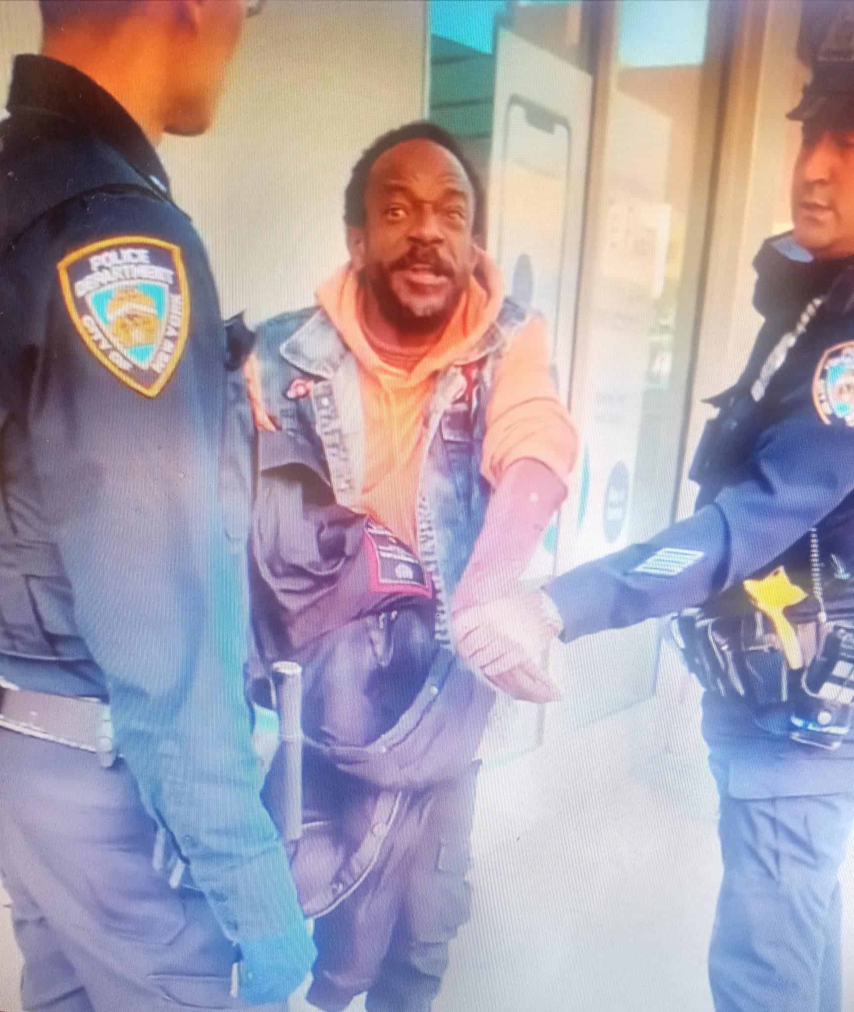 MTA: Ban Repeat Offender who Assaulted Subway Worker from All NYC Trains, Buses MTA: Ban Repeat Offender who Assaulted Subway Worker from All NYC Trains, Buses
