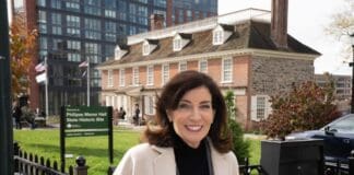 Governor Hochul Visits Yonkers to Reopen Philipse Manor Hall