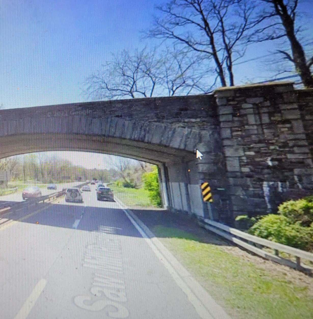 Pedestrian Struck and Killed on Saw Mill River Parkway-Yonkers Pedestrian Struck and Killed on Saw Mill River Parkway-Yonkers