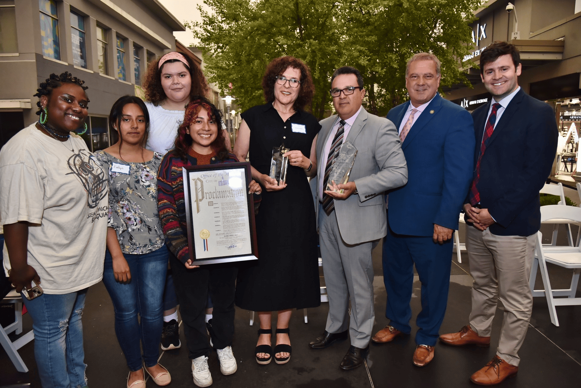 YPIE Recognizes Volunteer Elisa Owen and Superintendent Dr. Edwin M Quezada at Gratitude Celebration YPIE Recognizes Volunteer Elisa Owen and Superintendent Dr. Edwin M Quezada at Gratitude Celebration