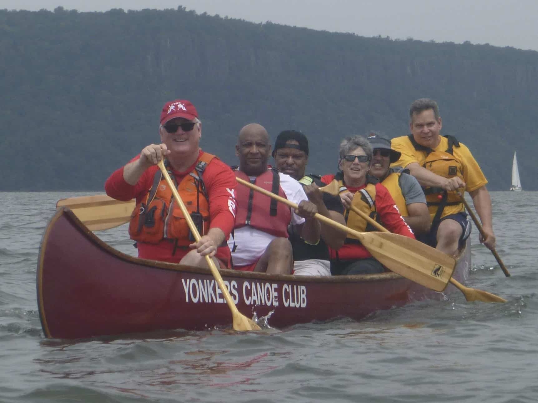Veterans Take a Paddle on the Hudson River! Veterans Take a Paddle on the Hudson River!