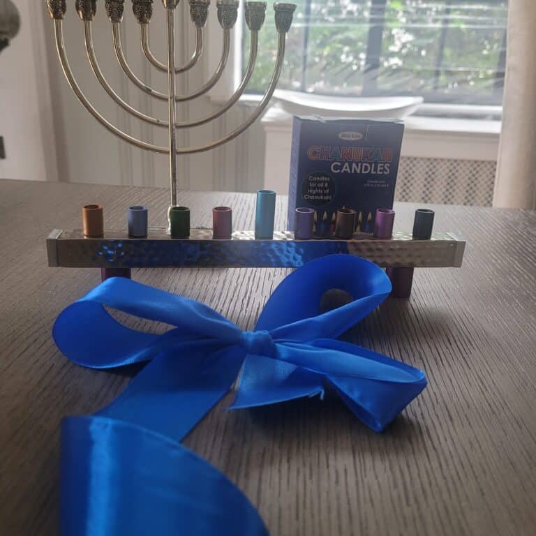 Tie a Blue Ribbon Around Your Tree for Israel!