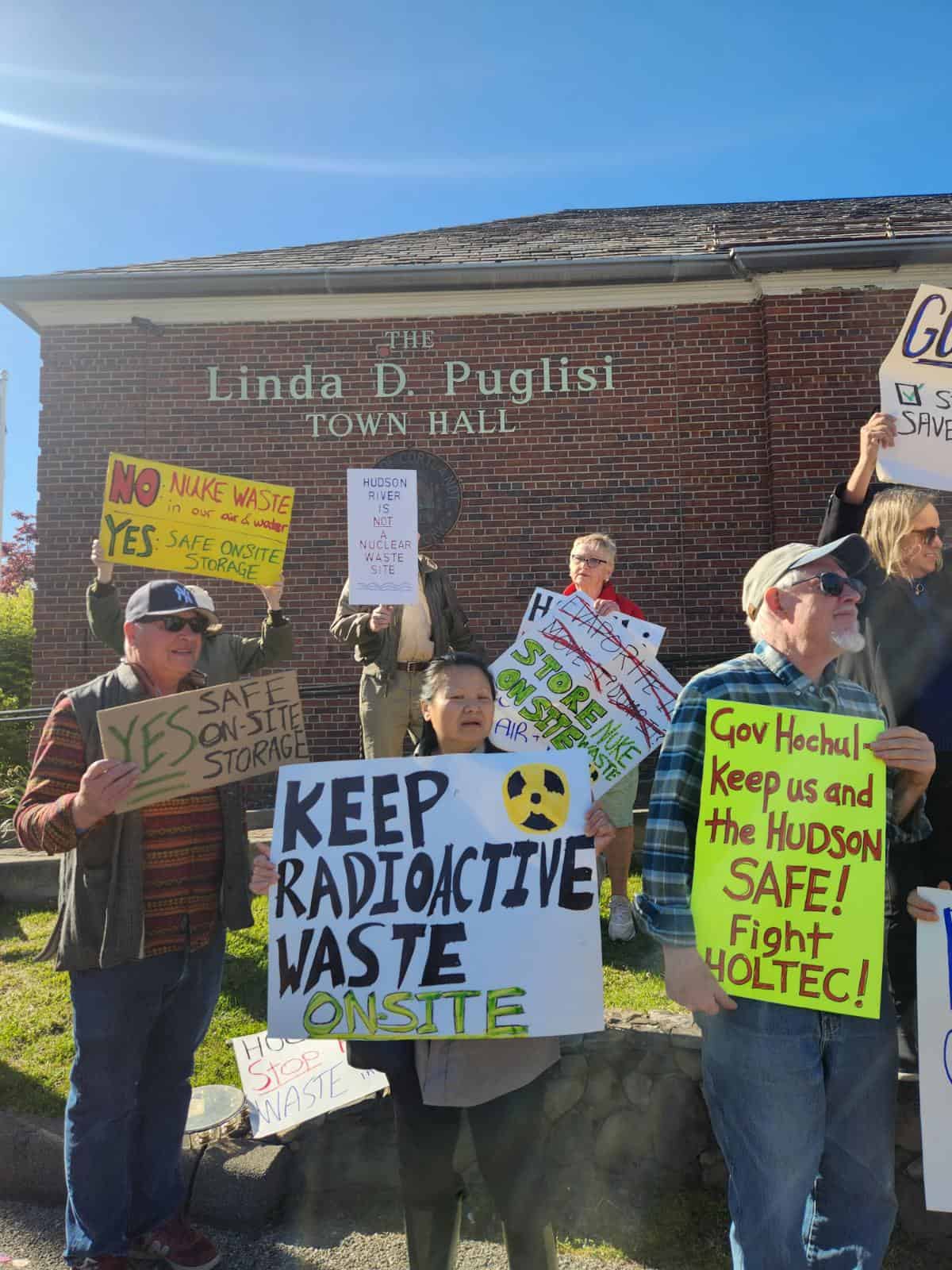 Environmental Groups Call For On-Site Radioactive Waste Storage at Indian Point Site Environmental Groups Call For On-Site Radioactive Waste Storage at Indian Point Site