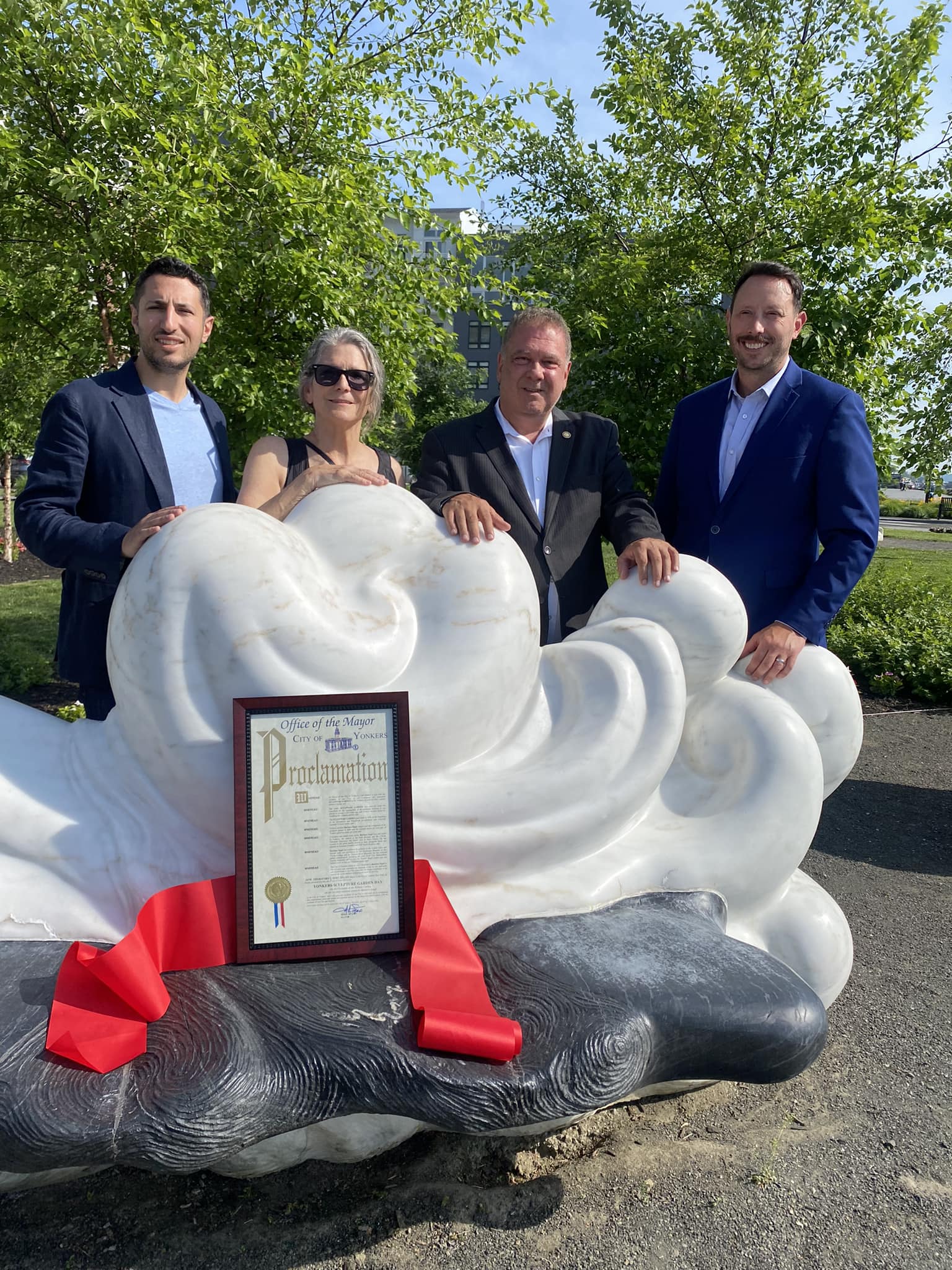 Artist Barbara Segal’s Sculptures Brighten Up Yonkers Waterfront Artist Barbara Segal’s Sculptures Brighten Up Yonkers Waterfront