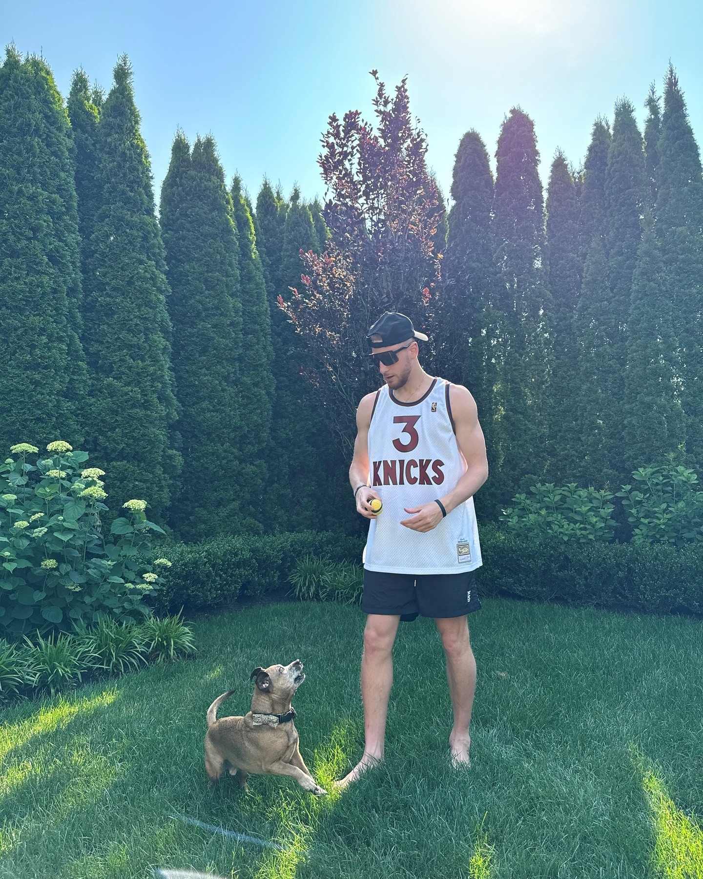 New York Knicks’s Donte DiVincenzo Partners with Revo Sunglasses to Benefit Yonkers Animal Shelter New York Knicks’s Donte DiVincenzo Partners with Revo Sunglasses to Benefit Yonkers Animal Shelter