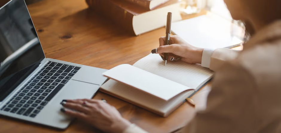 Why More Students Are Choosing Online High School Over Traditional Schools Why More Students Are Choosing Online High School Over Traditional Schools