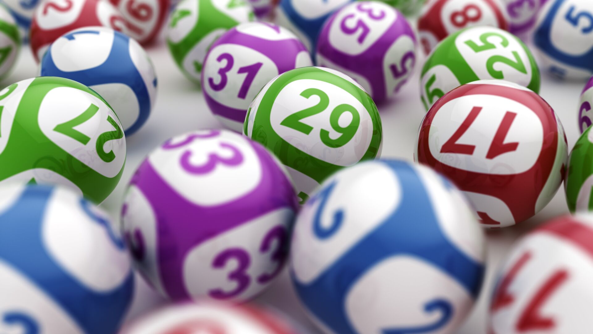 New York Lottery Winner Receives 10 Million Dollars New York Lottery Winner Receives 10 Million Dollars