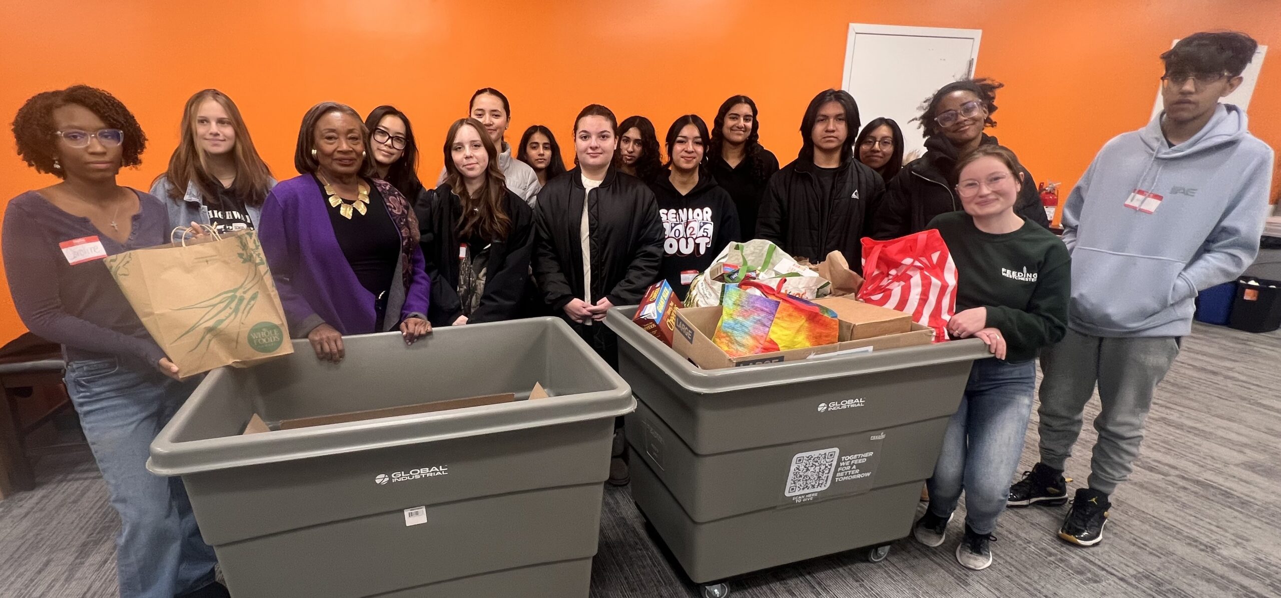 Majority Leader Andrea Stewart-Cousins’ Youth Advisory Council Participates in “Day of Service” at Feeding Westchester Majority Leader Andrea Stewart-Cousins’ Youth Advisory Council Participates in “Day of Service” at Feeding Westchester