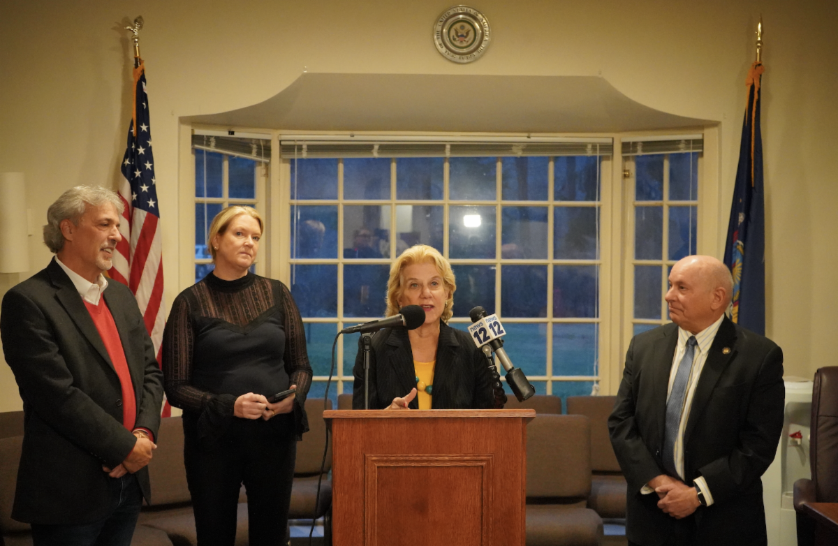 Senator Shelley Mayer, Assemblymember Chris Burdick, Pound Ridge Supervisor Kevin Hansan and Water/Wastewater Task Force Announce Critical Water Infrastructure Grant Senator Shelley Mayer, Assemblymember Chris Burdick, Pound Ridge Supervisor Kevin Hansan and Water/Wastewater Task Force Announce Critical Water Infrastructure Grant