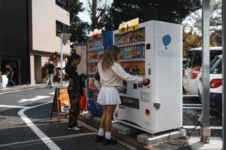 Unlock the Hidden Profits of DFY Vending: How Automating Your Revenue Stream Can Make You Money While You Sleep!