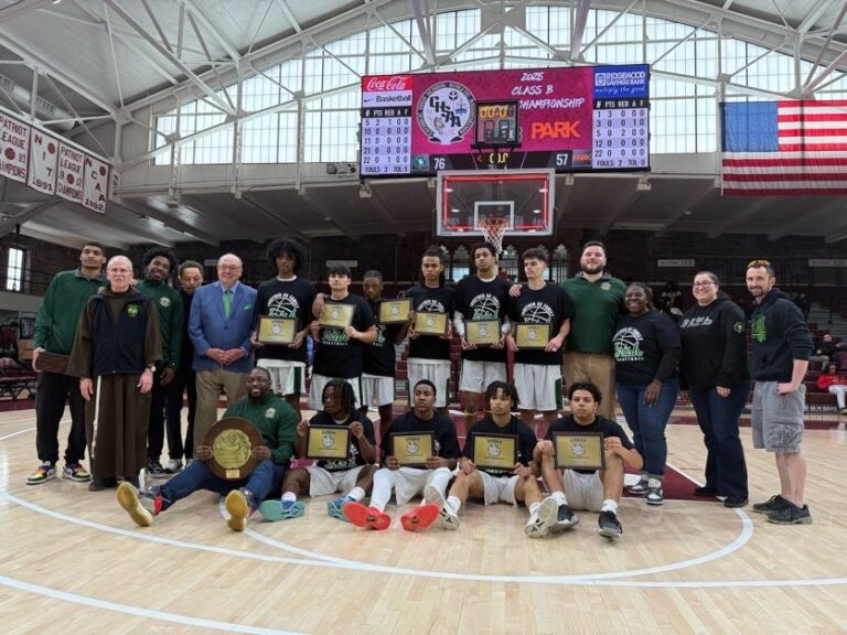 Sacred Heart HS Wins First CHSAA State Championship in 30 Years