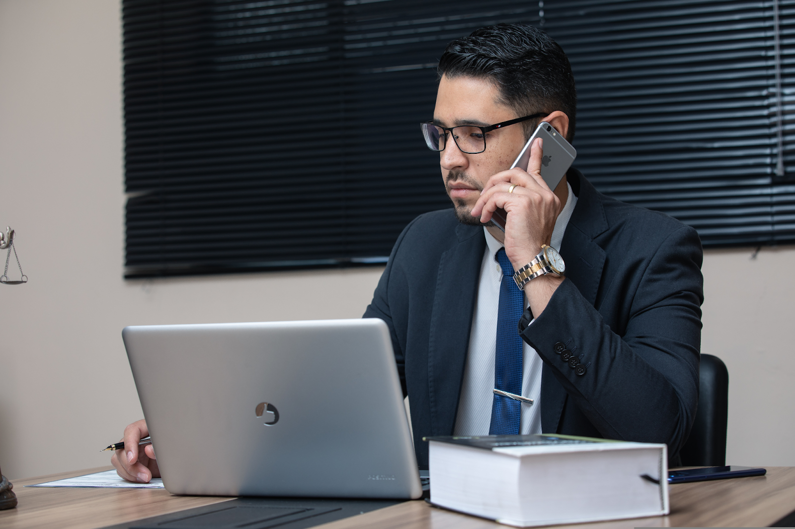 Navigating Arbitration: Why an Attorney’s Expertise Is Crucial for Success Navigating Arbitration: Why an Attorney’s Expertise Is Crucial for Success