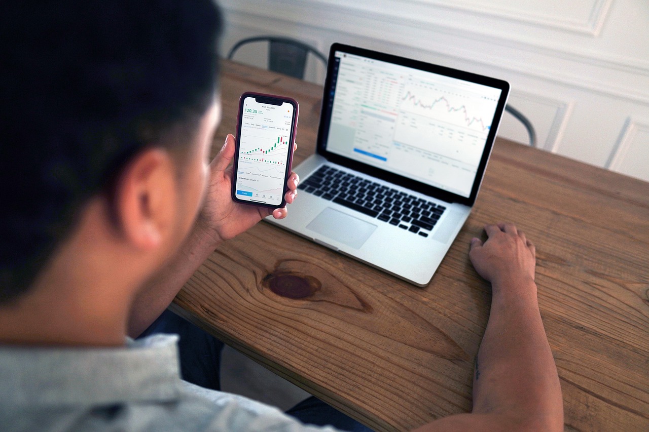 Which One is the Best Trading Platform Between MT4 and MT5? Which One is the Best Trading Platform Between MT4 and MT5?