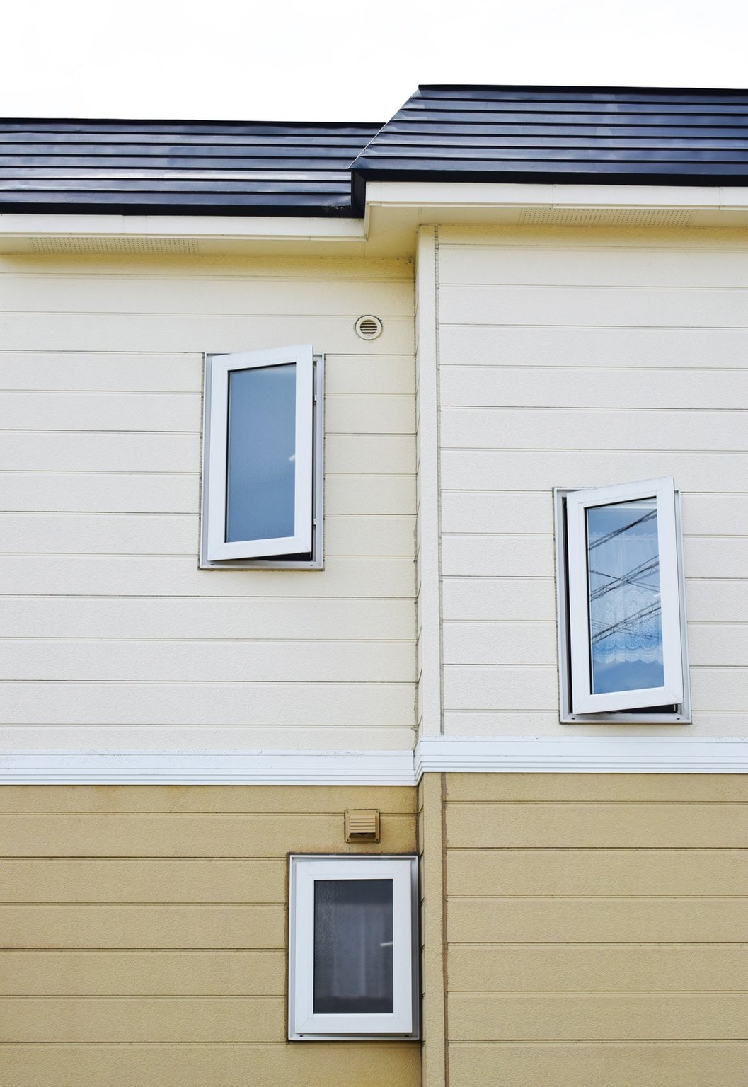 Why Regular Siding Maintenance Is Important for Keeping Your Home in Top Shape Why Regular Siding Maintenance Is Important for Keeping Your Home in Top Shape