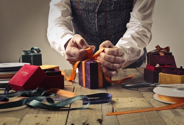 The Ultimate Guide to Choosing Practical Gifts That Don’t Feel Boring The Ultimate Guide to Choosing Practical Gifts That Don’t Feel Boring
