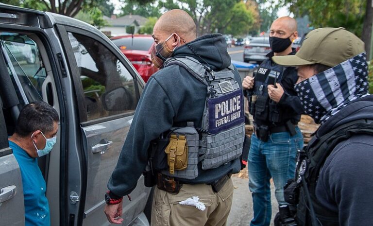 Protestors and ICE Agents Shouldn’t Be Wearing Masks