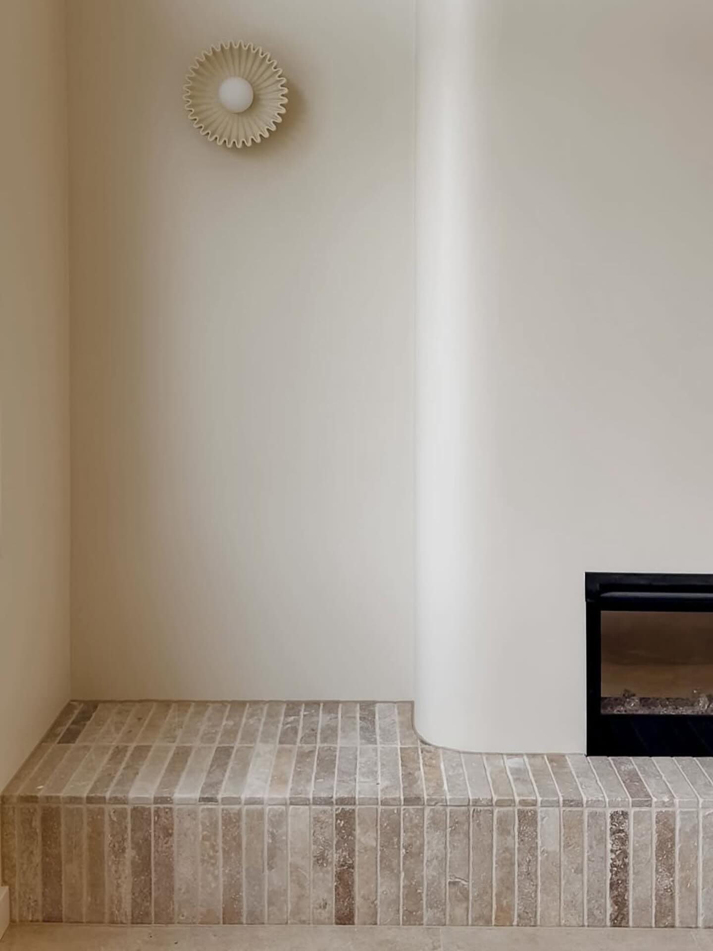 Natural Stone Floors That Bring Timeless Style to Modern Homes Natural Stone Floors That Bring Timeless Style to Modern Homes