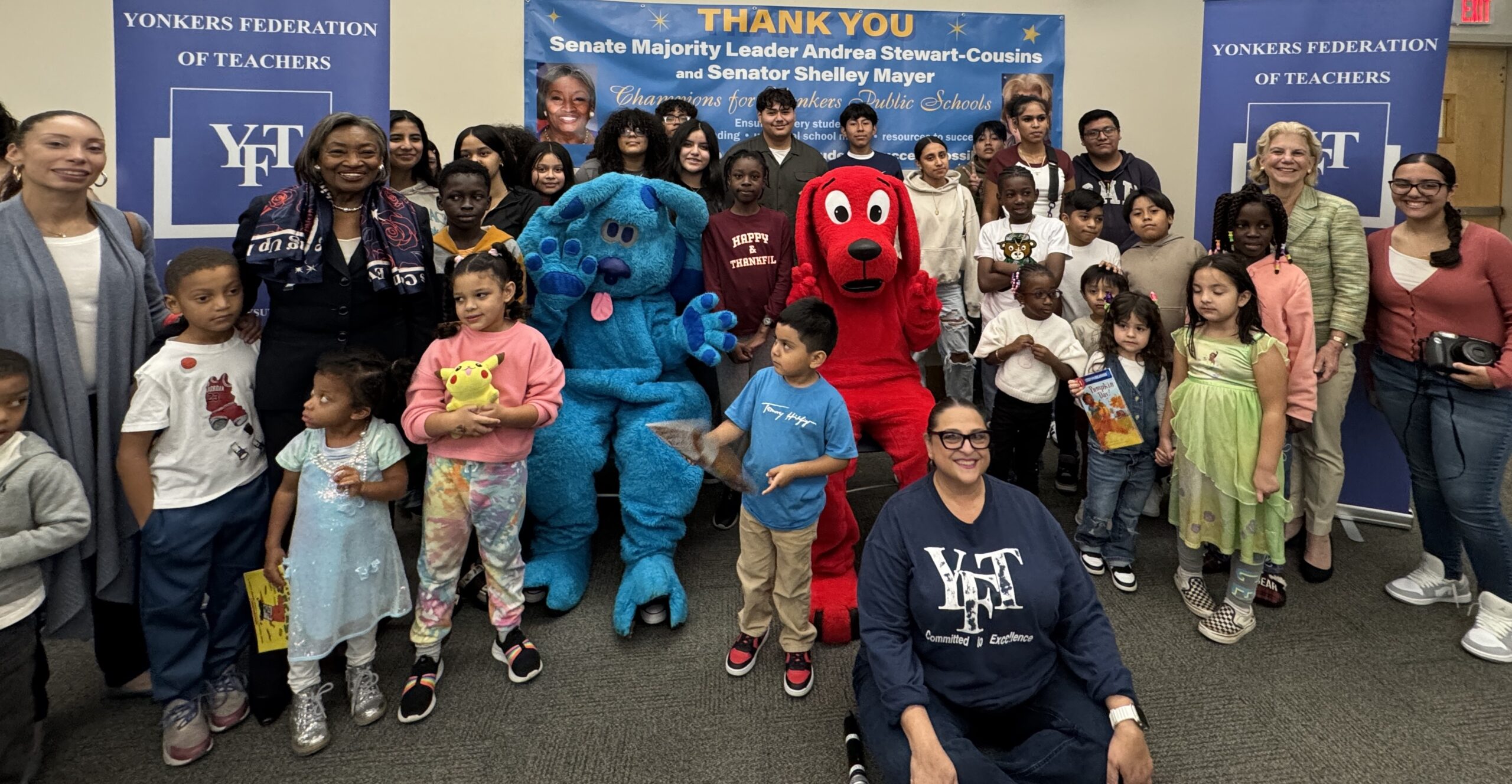 Yonkers Teachers Donate Hundreds of Children’s Books, Honor Majority Leader Stewart-Cousins and Senator Mayer Yonkers Teachers Donate Hundreds of Children’s Books, Honor Majority Leader Stewart-Cousins and Senator Mayer