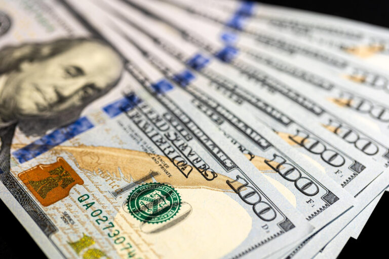 New Yorkers Can’t Afford to Pay $200K a Year Pensions to Civil Servants