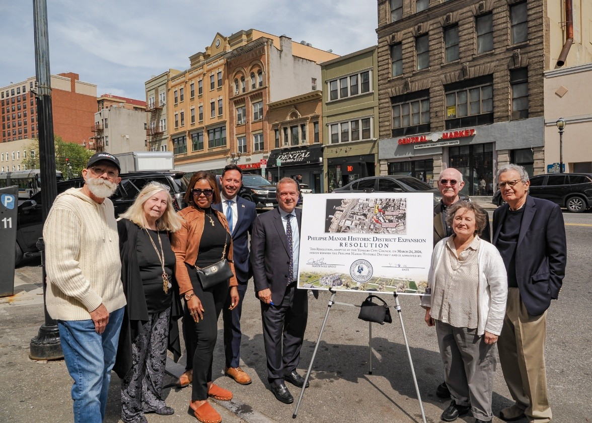 YONKERS MAYOR SPANO APPROVES PHILIPSE MANOR HISTORIC DISTRICT EXPANSION DESIGNATION YONKERS MAYOR SPANO APPROVES PHILIPSE MANOR HISTORIC DISTRICT EXPANSION DESIGNATION