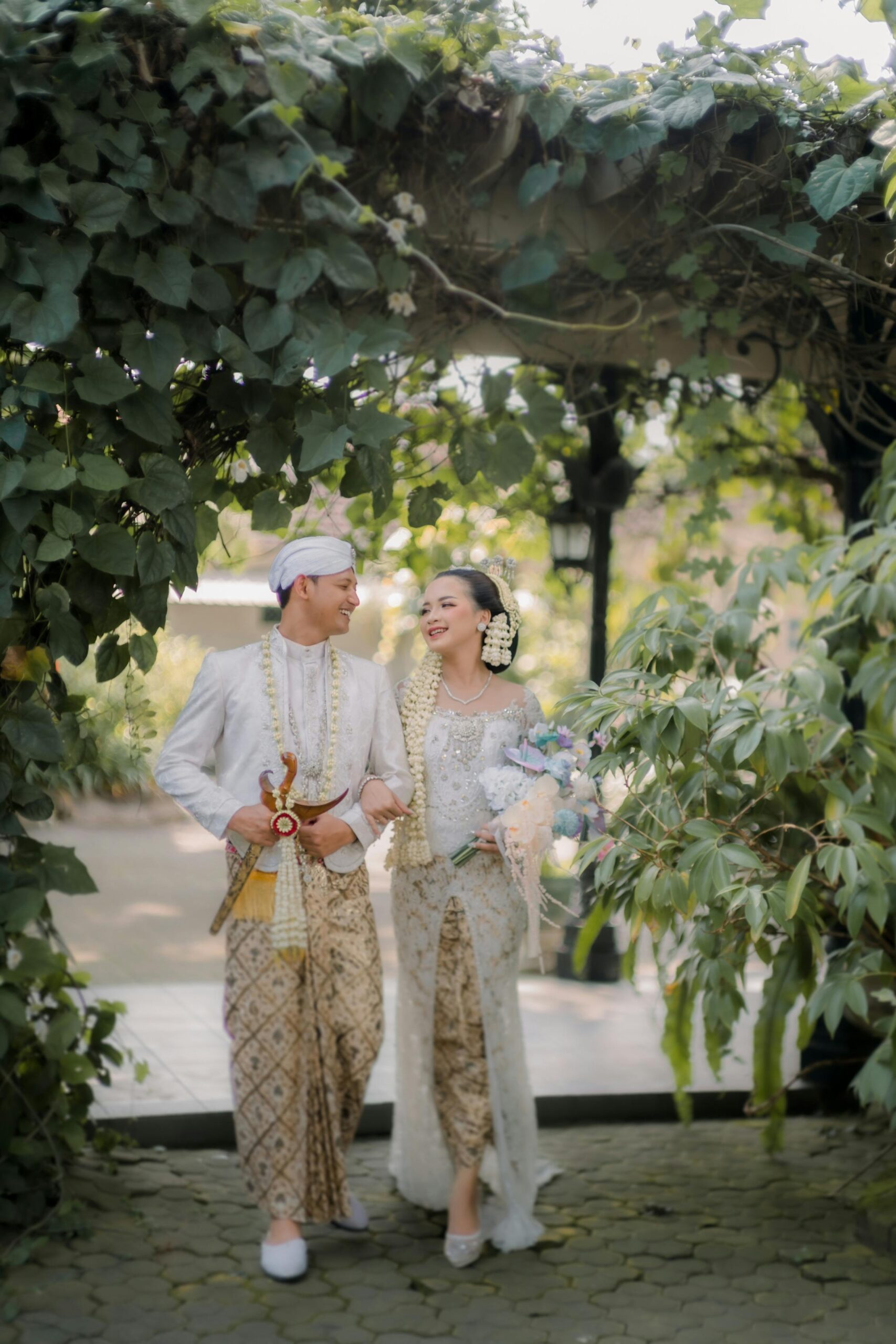 How to Incorporate Family Traditions Into Your Wedding Ceremony How to Incorporate Family Traditions Into Your Wedding Ceremony