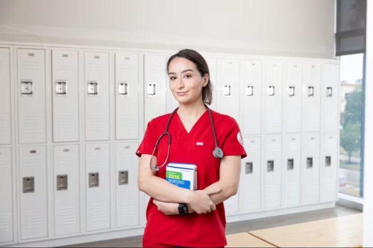 Returning to School for Nursing? What Adults Should Know Before Applying