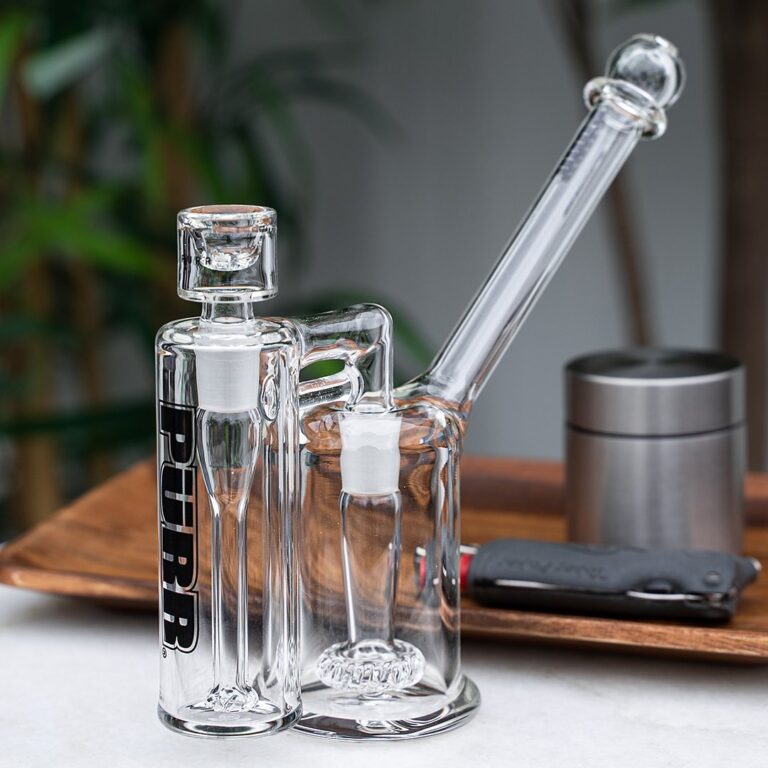 Glass Bongs in 2026: What Borosilicate Quality Grades Mean for Durability and Function