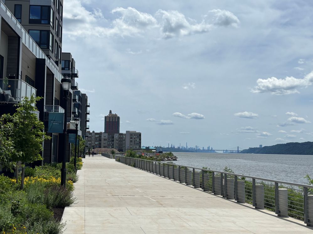 Yonkers’ Waterfront Renaissance: A Success Story Still Searching for Balance Yonkers’ Waterfront Renaissance: A Success Story Still Searching for Balance