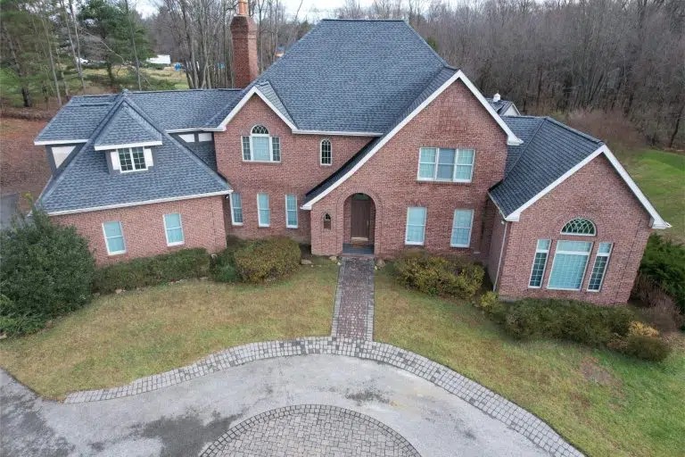 How Roof Repairs Help Homeowners Avoid Emergency Roofing Situations Throughout the Year How Roof Repairs Help Homeowners Avoid Emergency Roofing Situations Throughout the Year