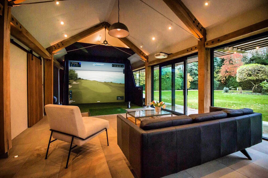 5 Home Golf Simulator Options for Year-Round True-to-Life Gameplay 5 Home Golf Simulator Options for Year-Round True-to-Life Gameplay